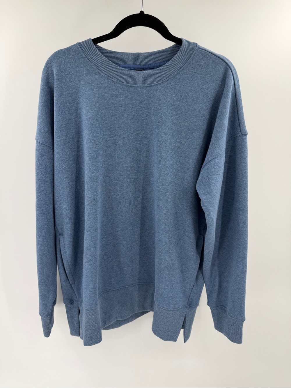 Kirkland Ladies Cozy Fleece Pullover Sweatshirt Blue Pockets Large New with tags